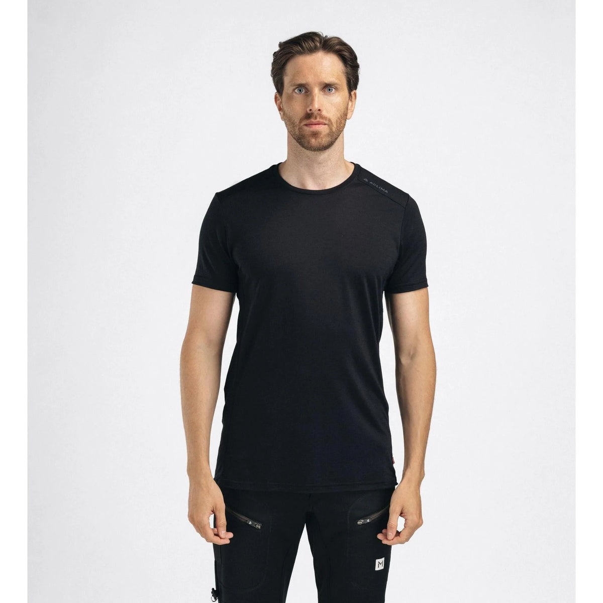 Aclima - LightWool 140 Herre Trail T-shirt // Sort-4-XtraGrej