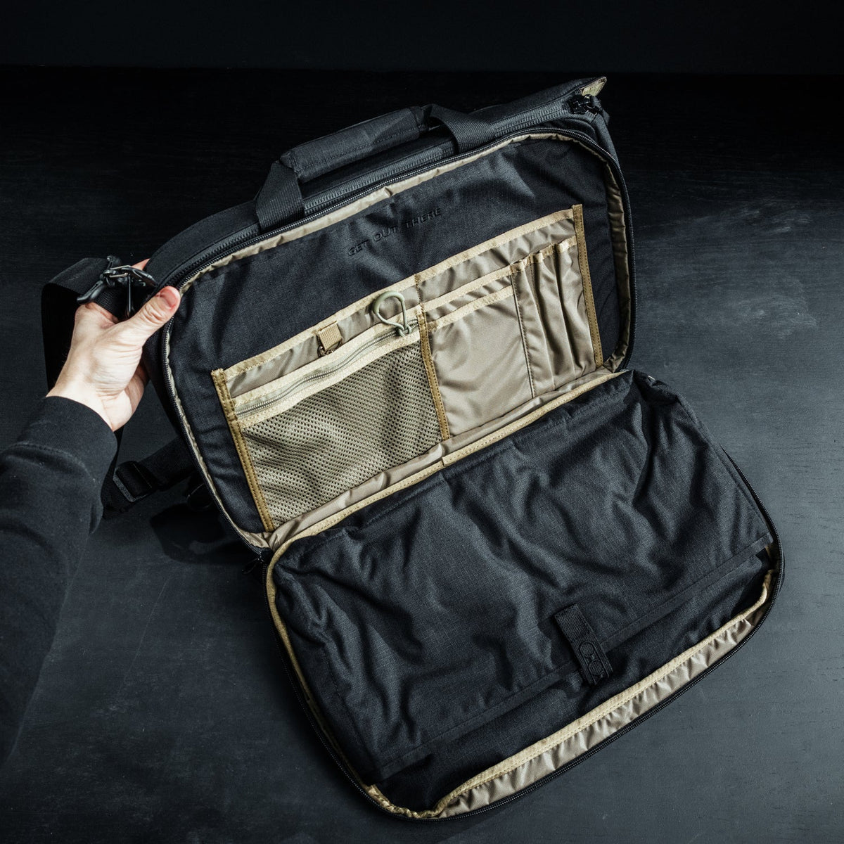 Eberlestock - Executive Brief Skuldertaske 17L // Grå-5-XtraGrej
