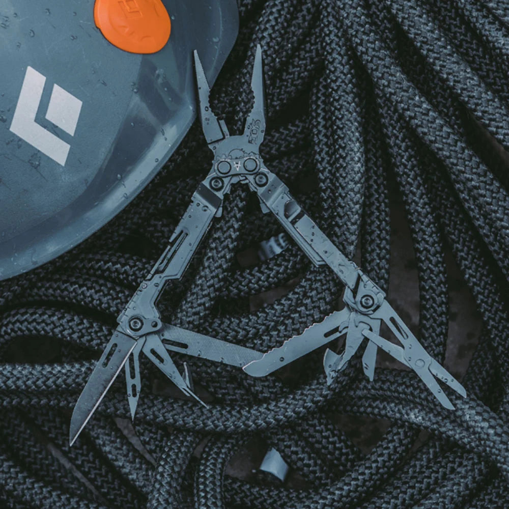SOG Knives - PowerPint Multi-Tool // Sort-10-XtraGrej