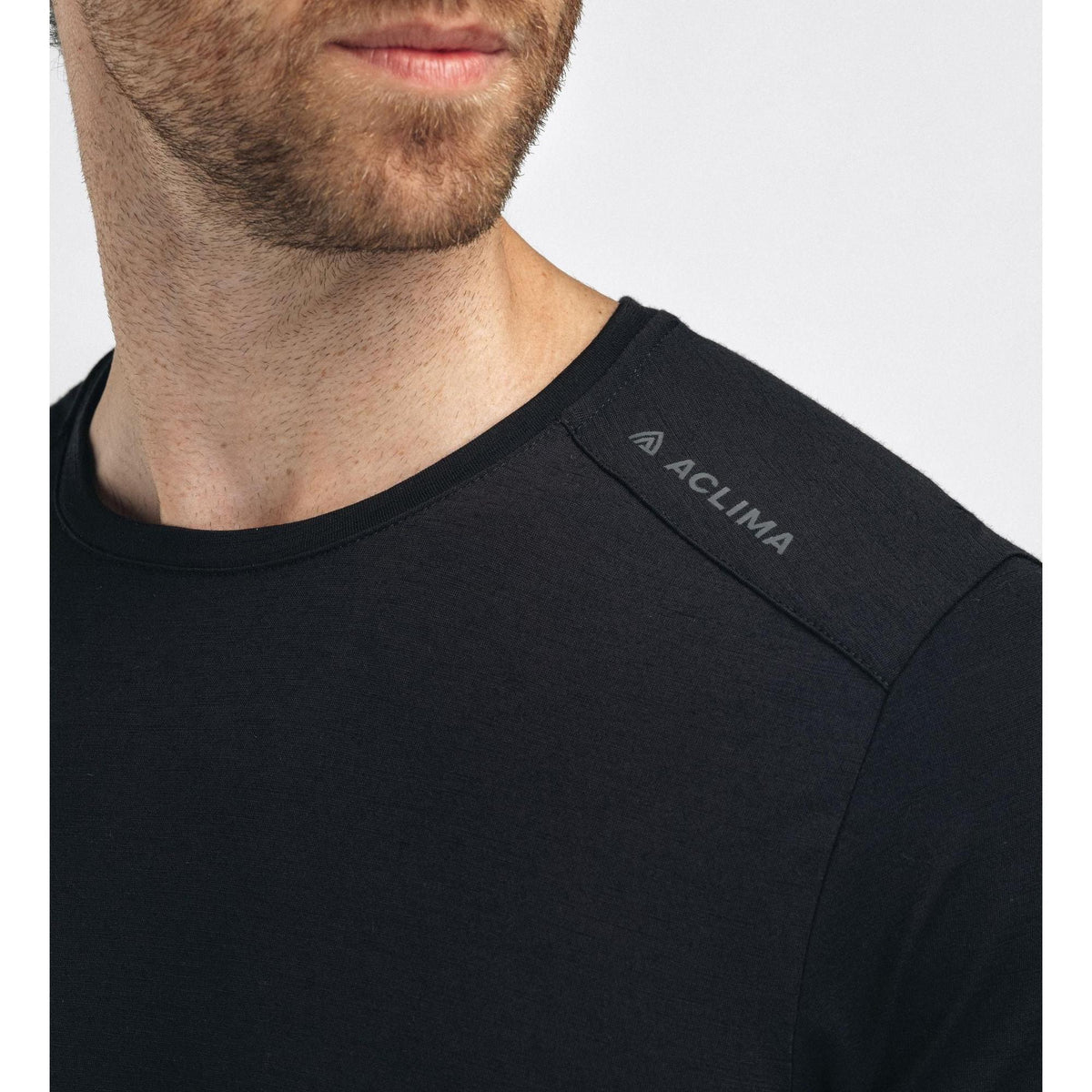 Aclima - LightWool 140 Herre Trail T-shirt // Sort-6-XtraGrej