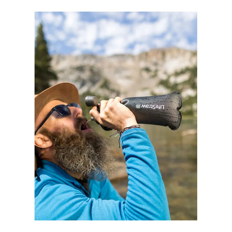 LifeStraw - Peak Squeeze Vandrensningsflaske 1L // Blå fra LifeStraw - billede nr. 5 hos GrejFreak.dk