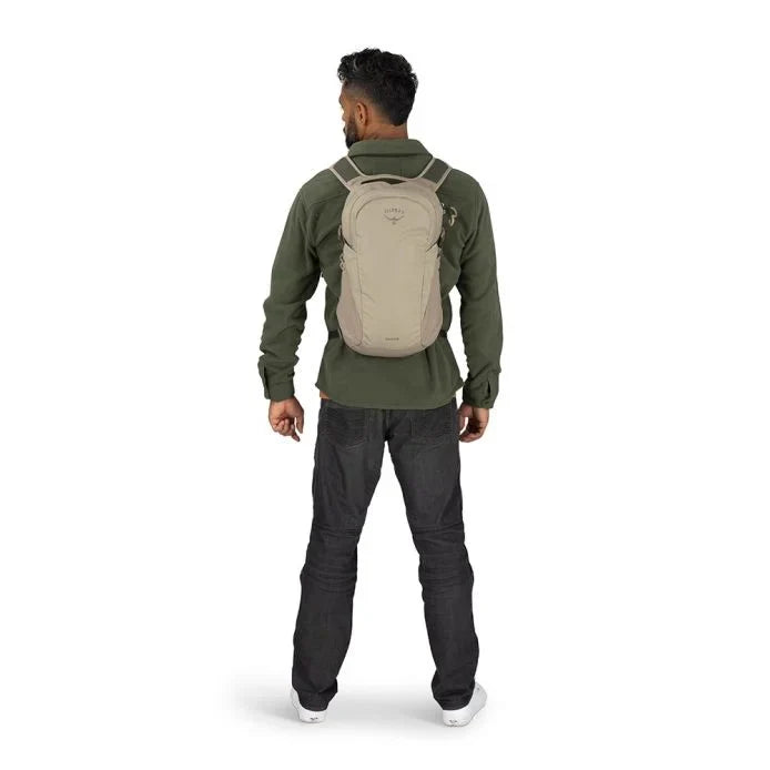 Osprey - Daylite 13L Rygsæk // Tan Concrete fra Osprey - billede nr. 7 hos GrejFreak.dk