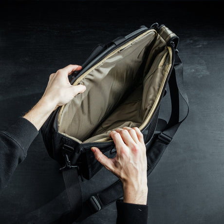 Eberlestock - Executive Brief Skuldertaske 17L // Sort-6-XtraGrej