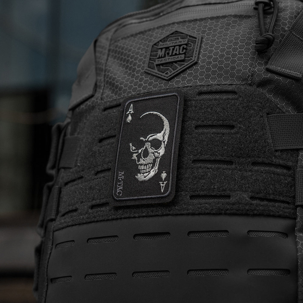 M-Tac patch Face of war (Broderi)