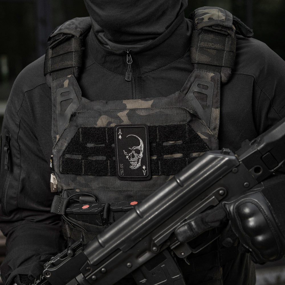 M-Tac patch Face of war (Broderi)